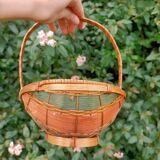 Retro egg wicker basket