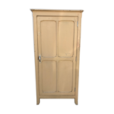 Yellow Parisian wardrobe