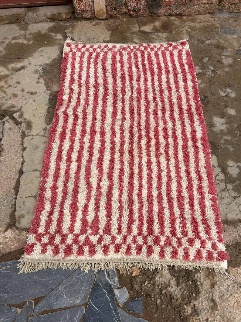 Berber rug in wool 250cm x 150cm