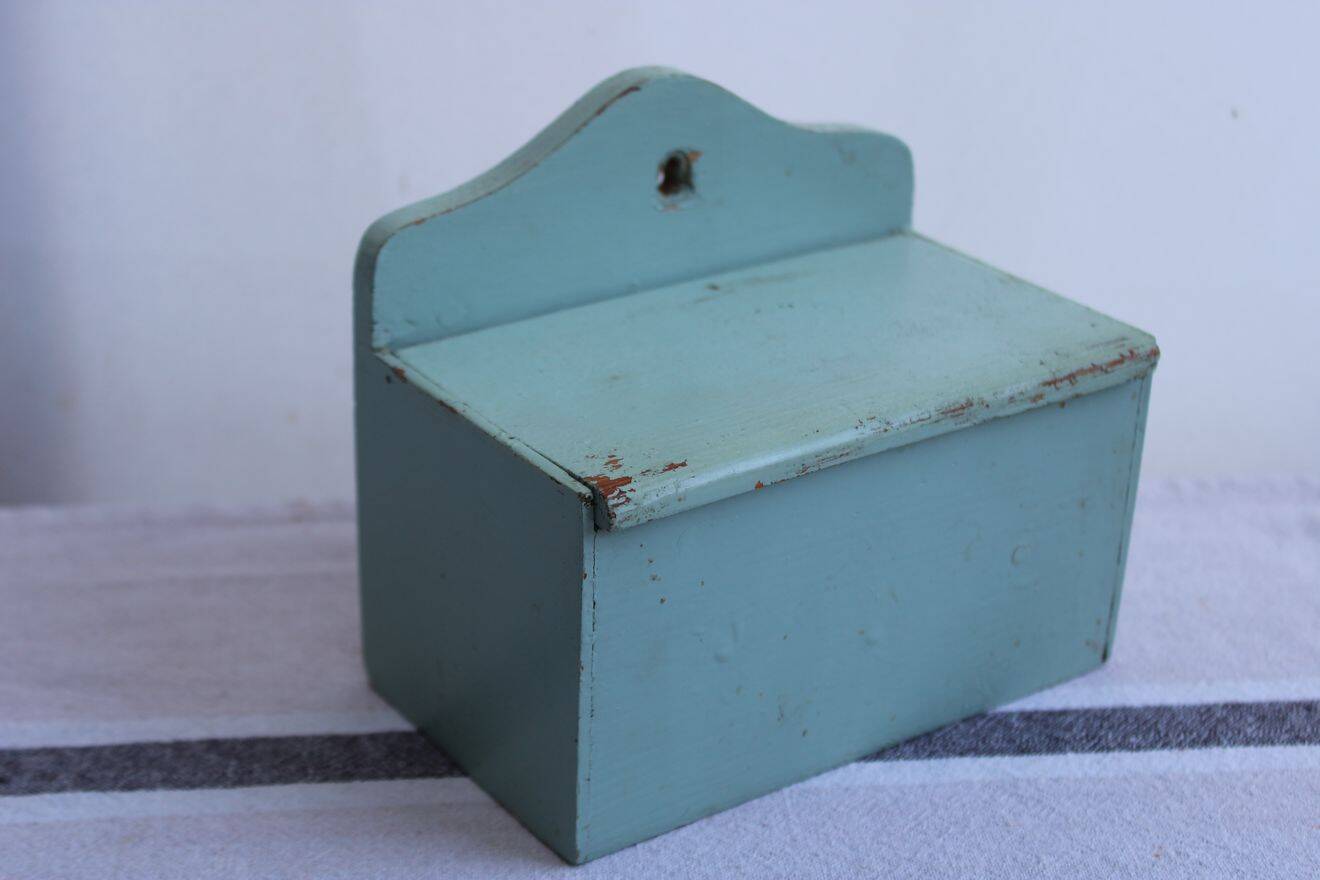 Wooden matchbox