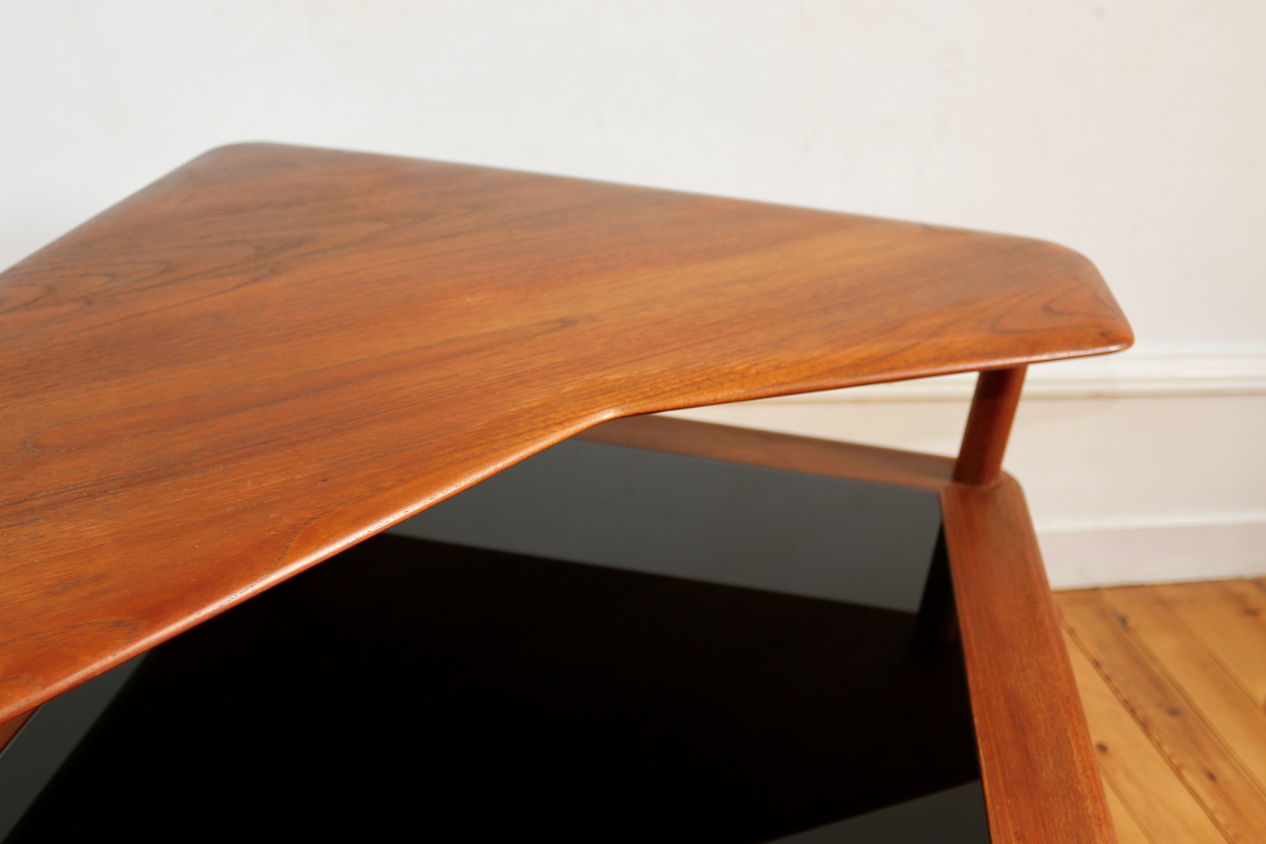 Coffee table angle "Minerva" Peter Hvidt 50s teak