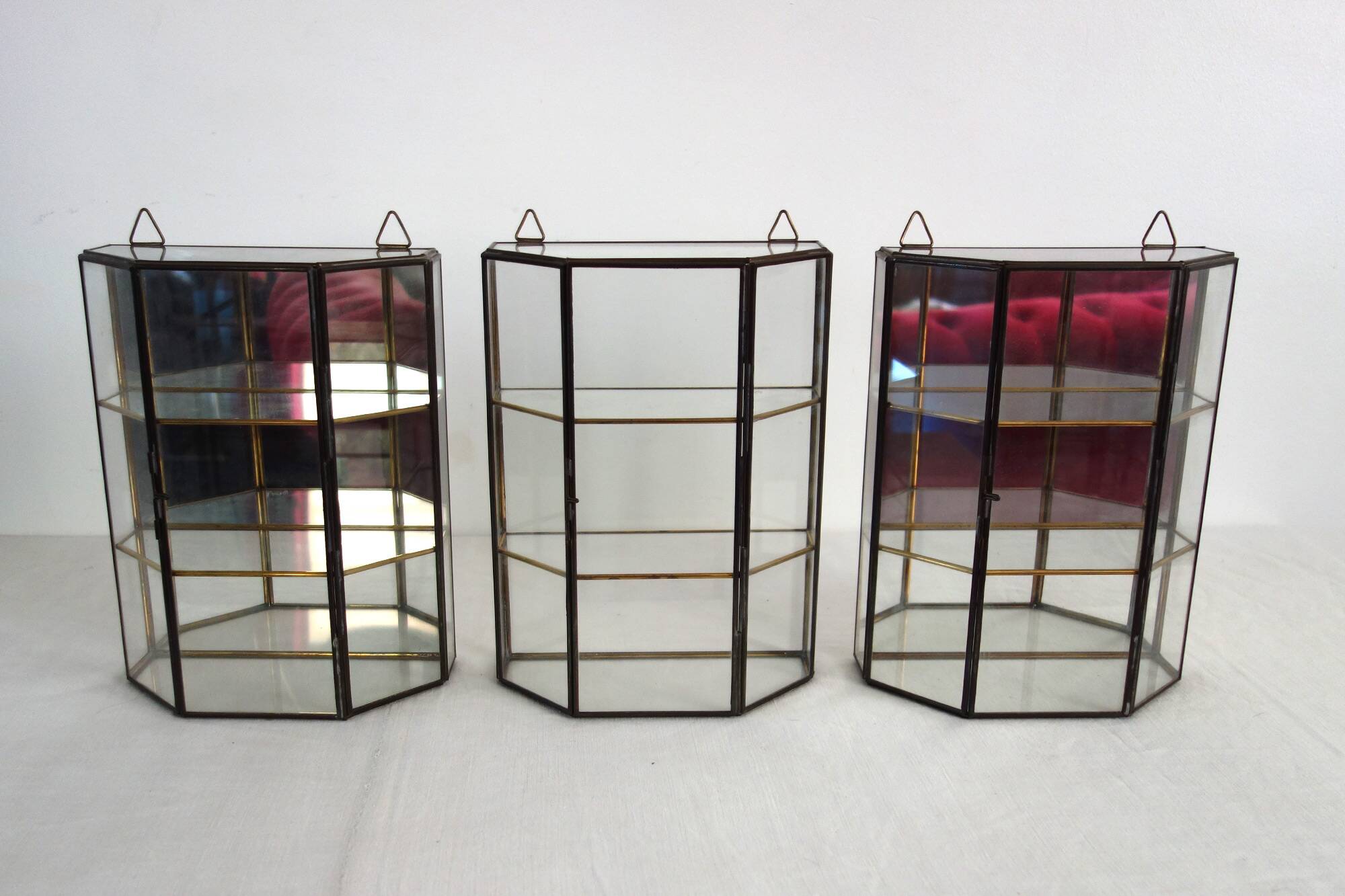 Vintage Wall Display Cabinet Glass, brass and mirror