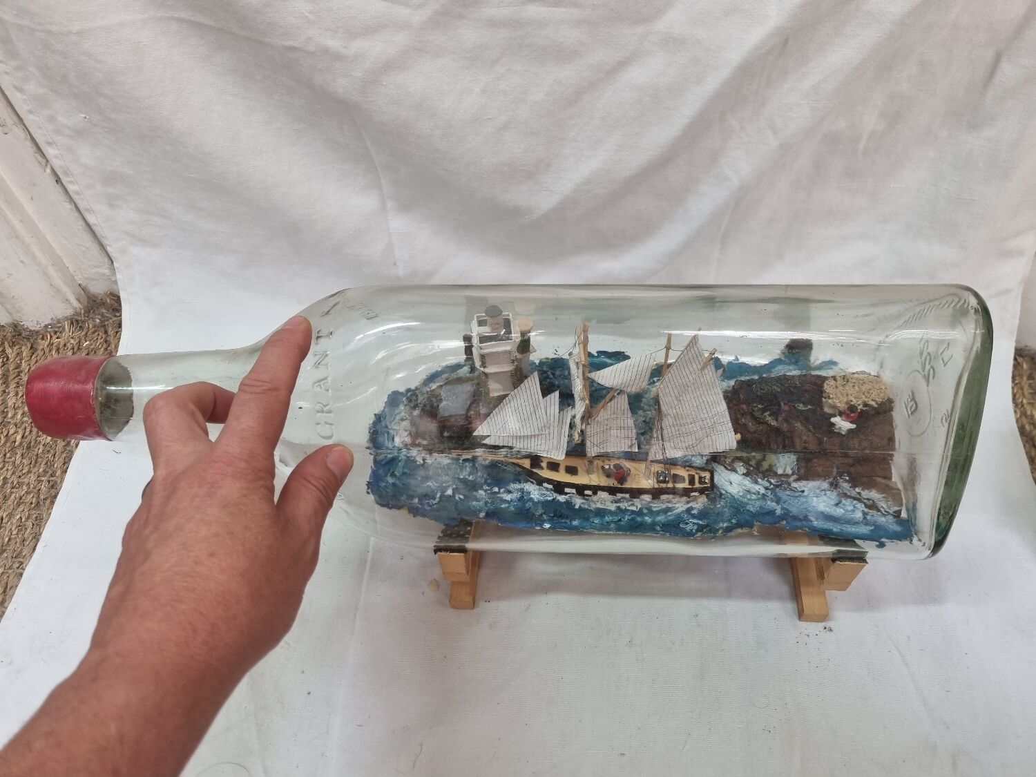 Model boat in bottle