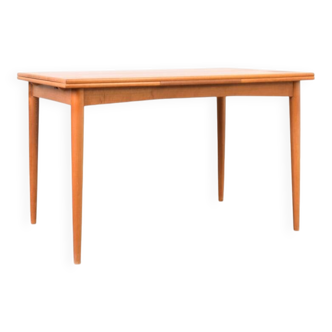 Mid-Century Danish Teak Extendable Dining Table, 1960s.