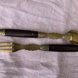 Lot de 7 couverts en bois et metal dore et ciselée, couverts pour enfants, anciens et collector
