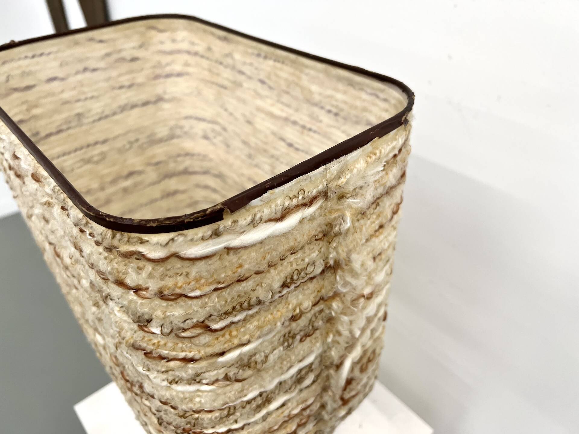 Lampe brutaliste dans le goût de Tormos, années 70