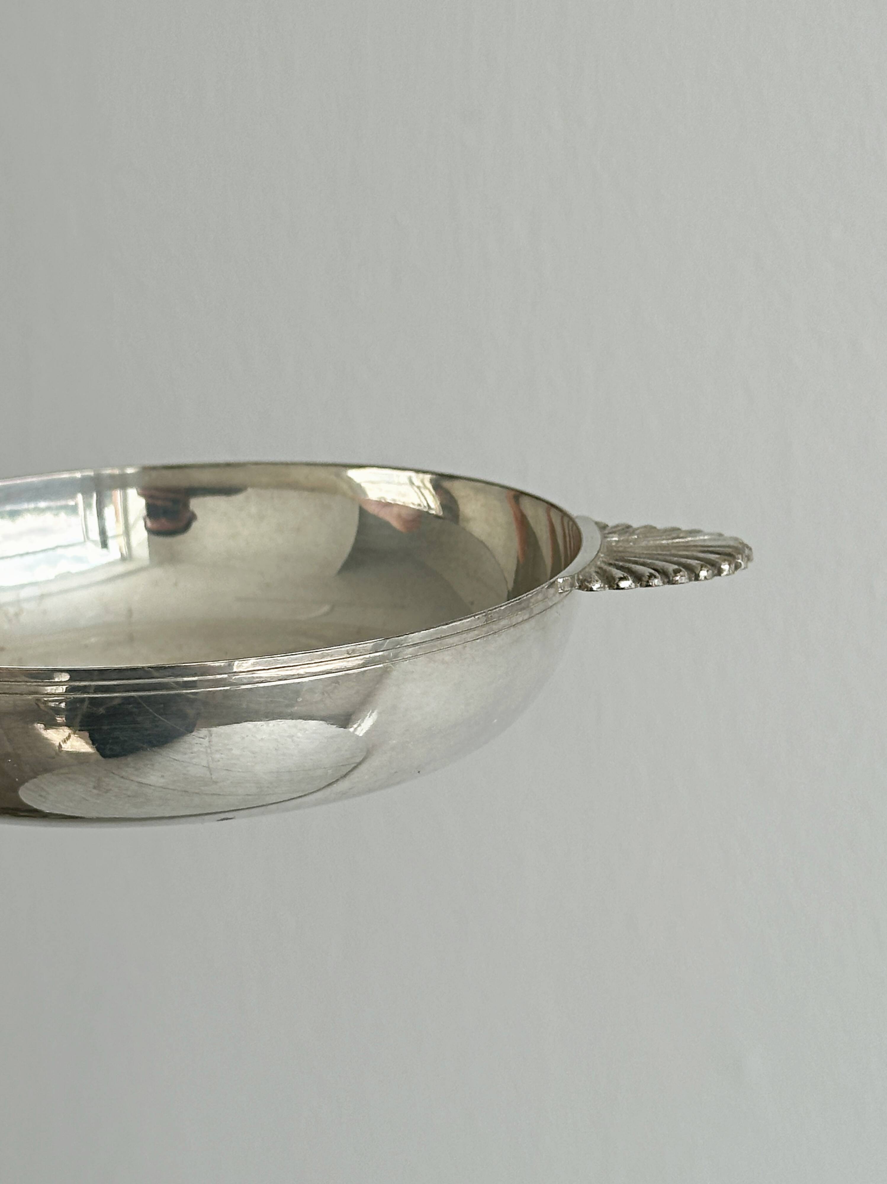 Coupe argentée anses coquille vintage