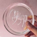 Empty horse pocket