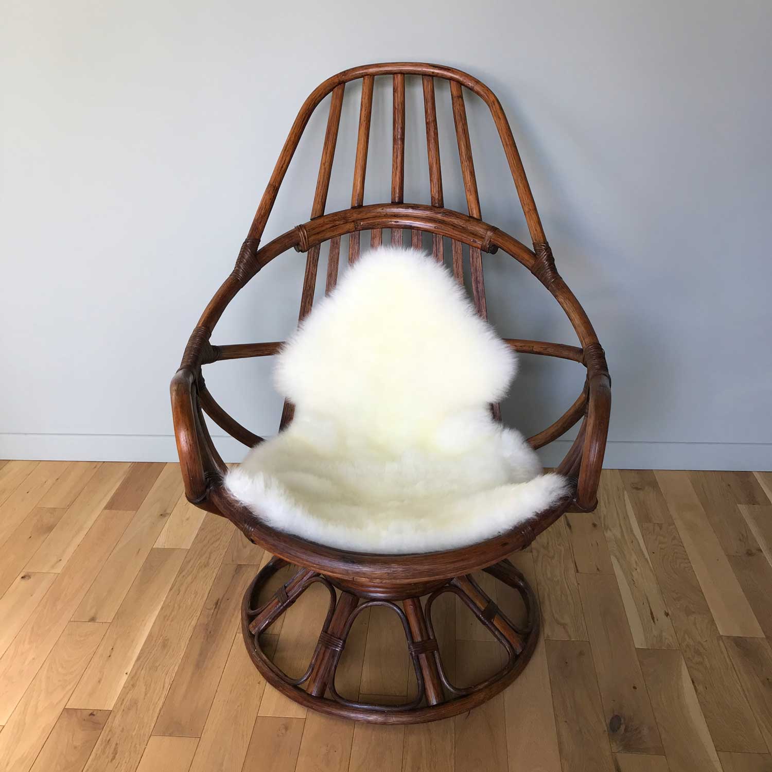 Swivel chair