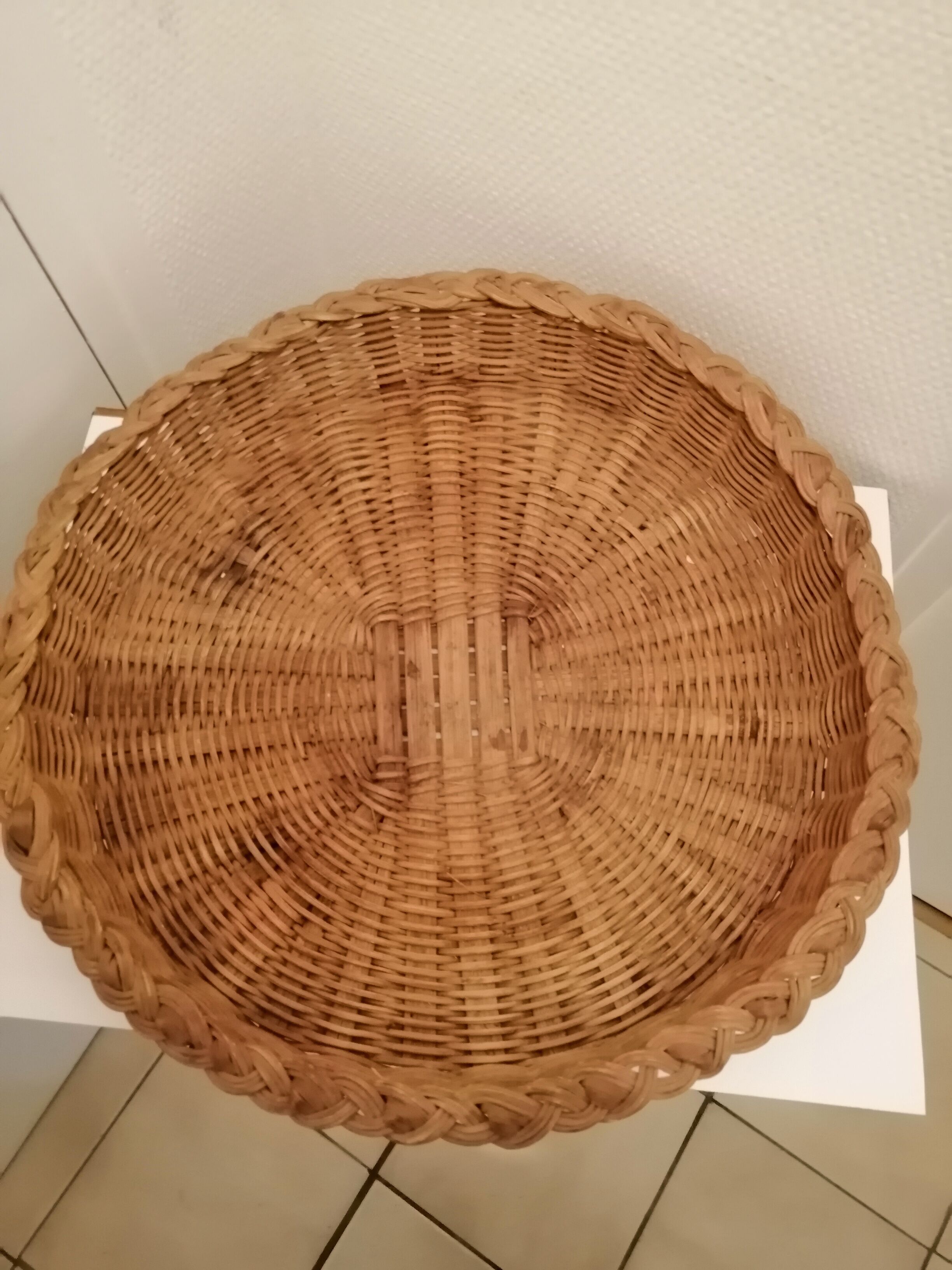 Wicker basket