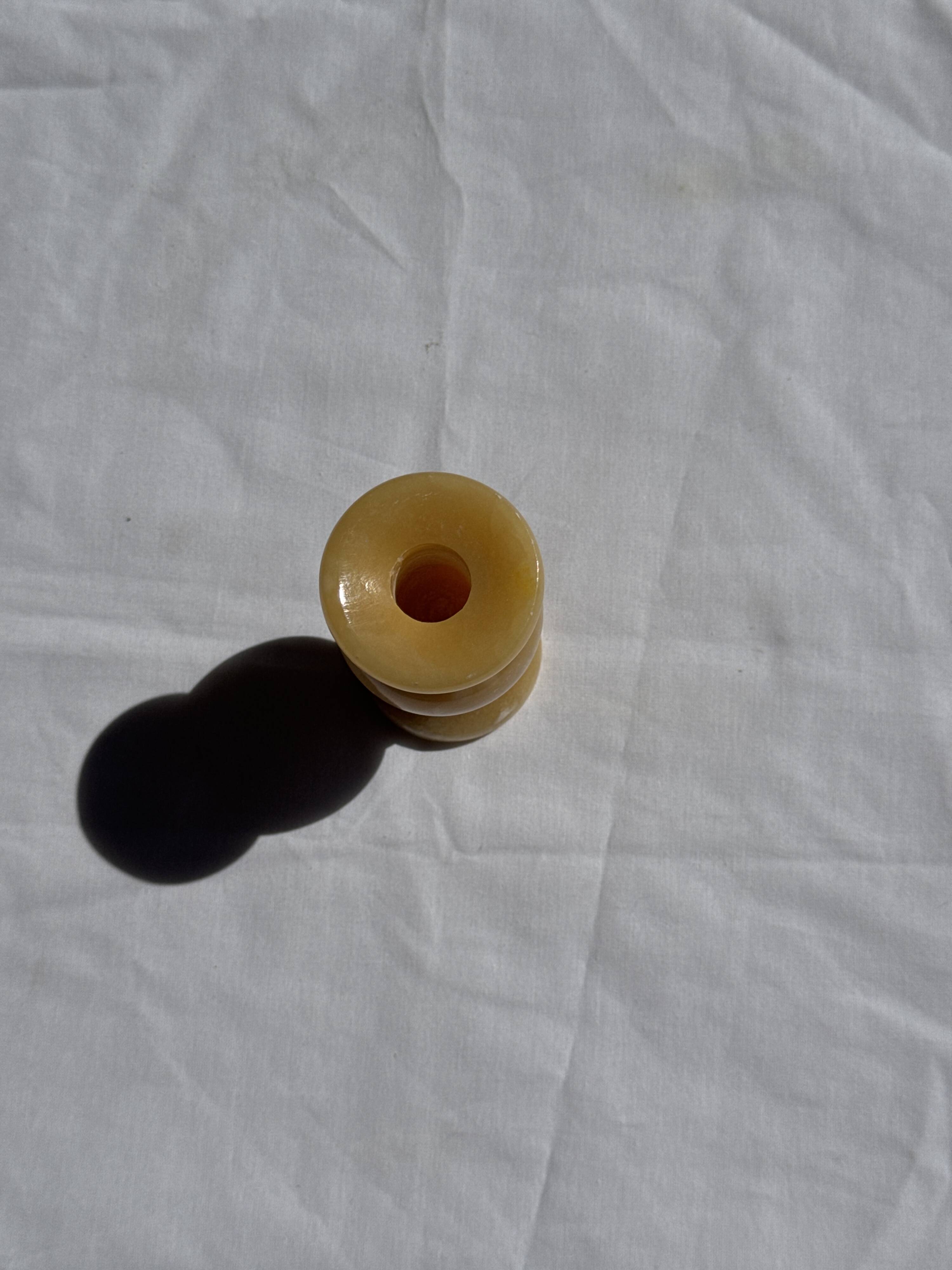 Small vintage candle holder in yellow onyx, H10 D5.5.