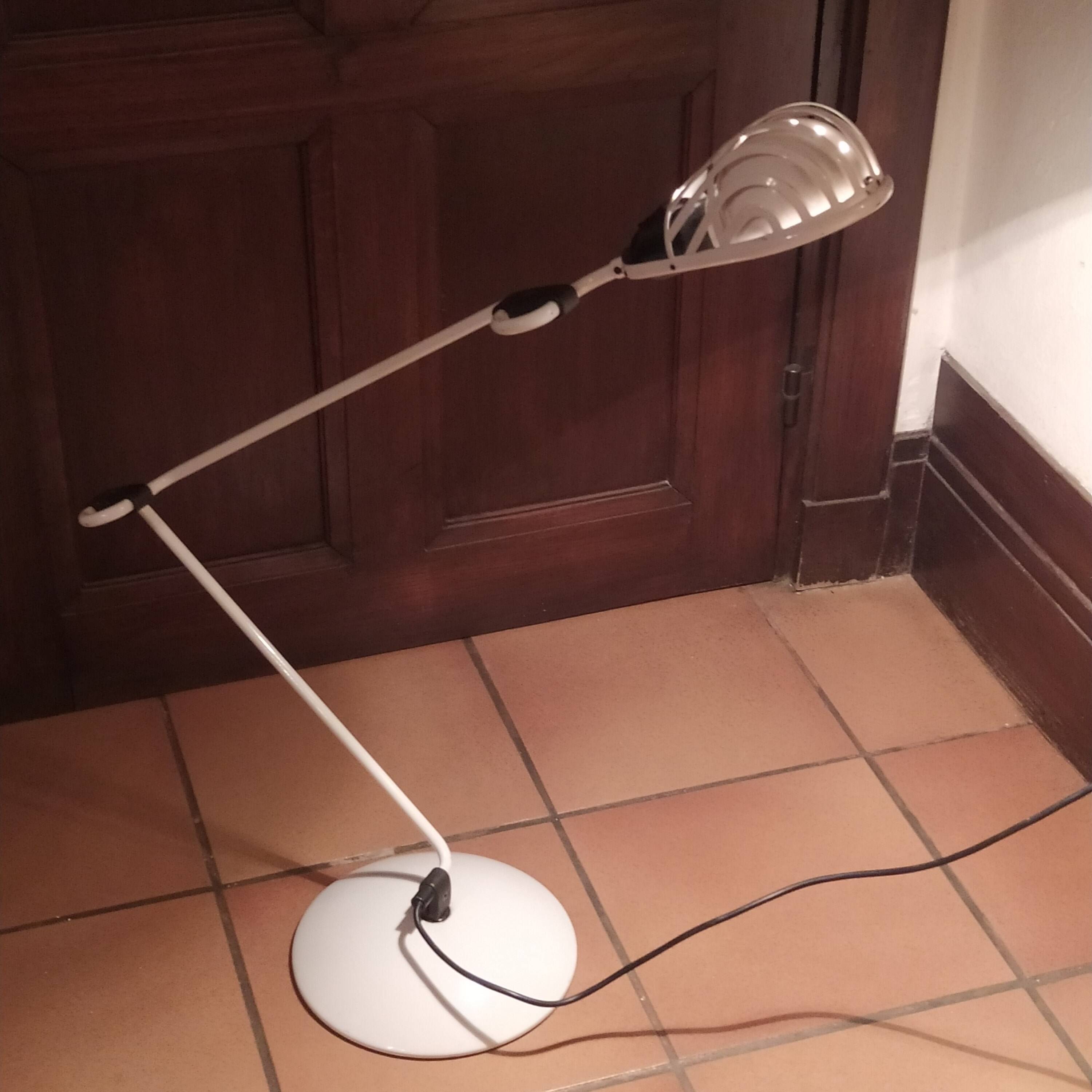 Postmodern Italian Igloo table lamp by Tommaso Cimini for Lumina