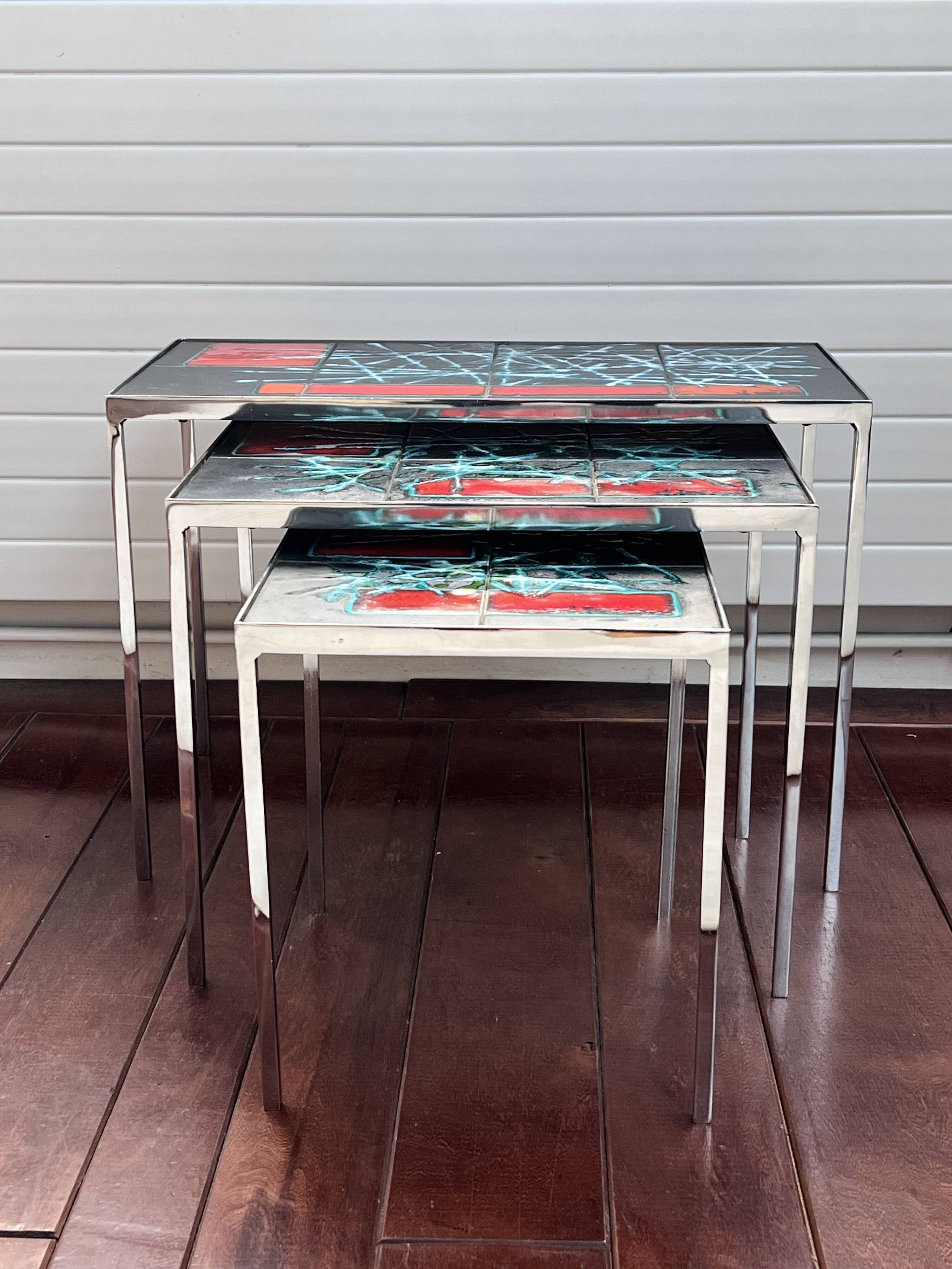 Nesting coffee tables in ceramic signed j. berlarti