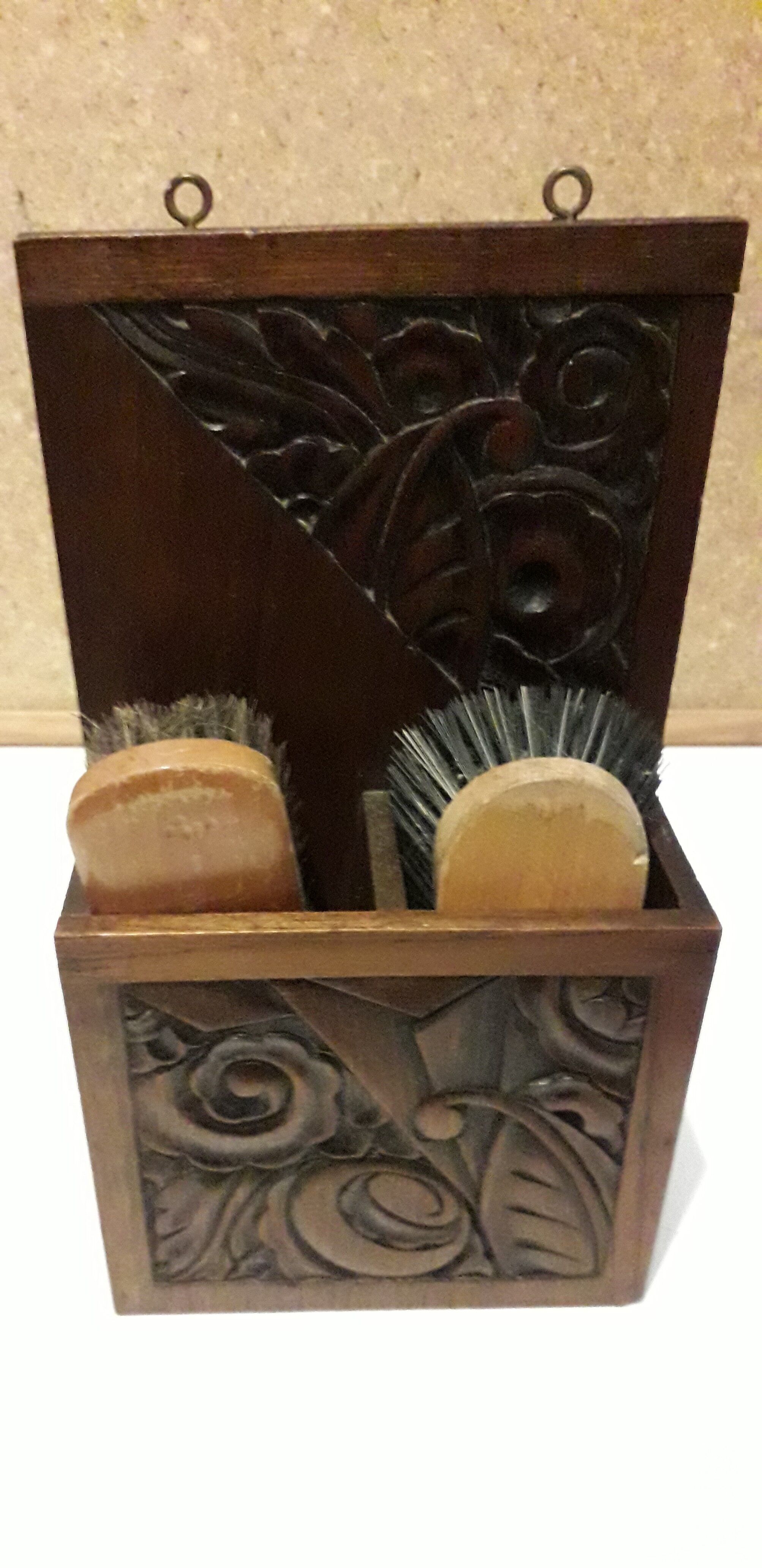 Storage box of brushes with clothes in carved wood Art Deco