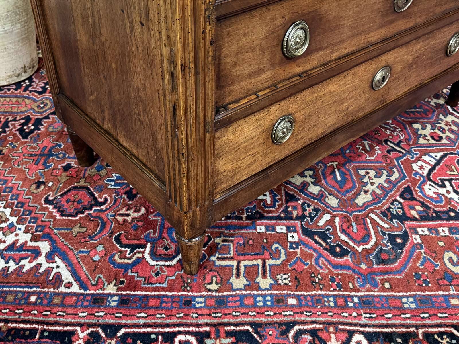 Louis XVI commode from the 18th century in walnut.