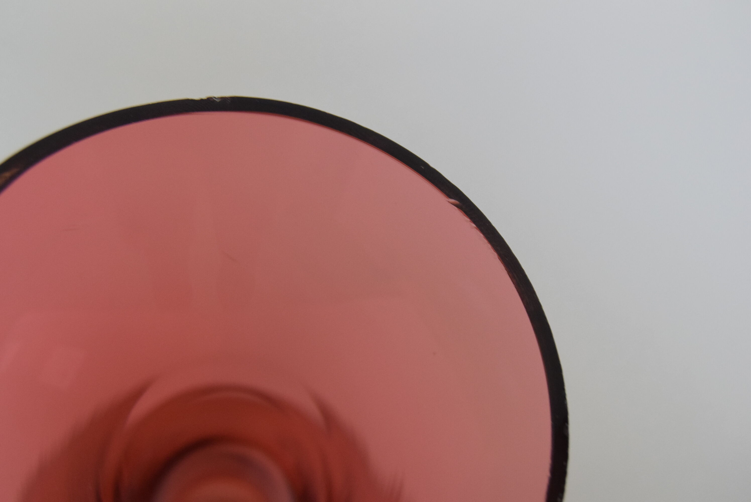 Art Czech glass vase, by Glasswork Novy Bor, 1950s