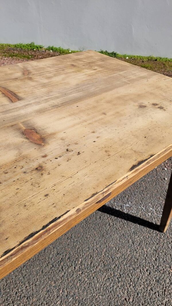 Table de ferme rustique ancienne fabrication 1900s en chêne - 1m22
