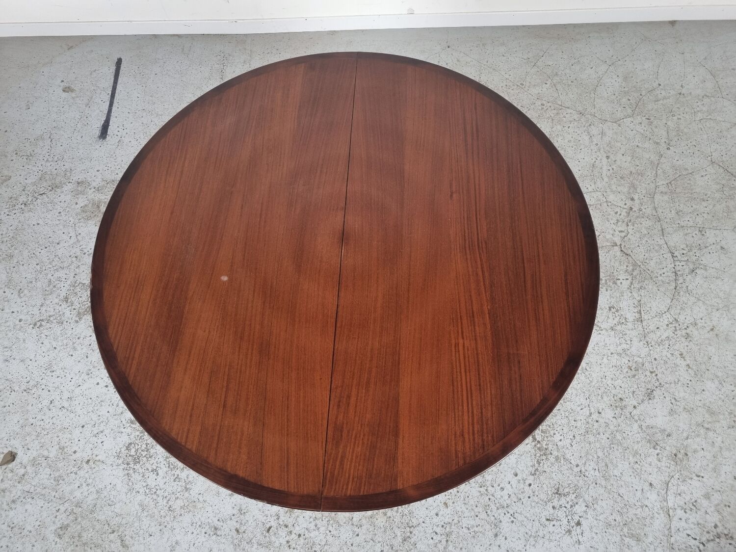 Lubke round rosewood dining table, 60s