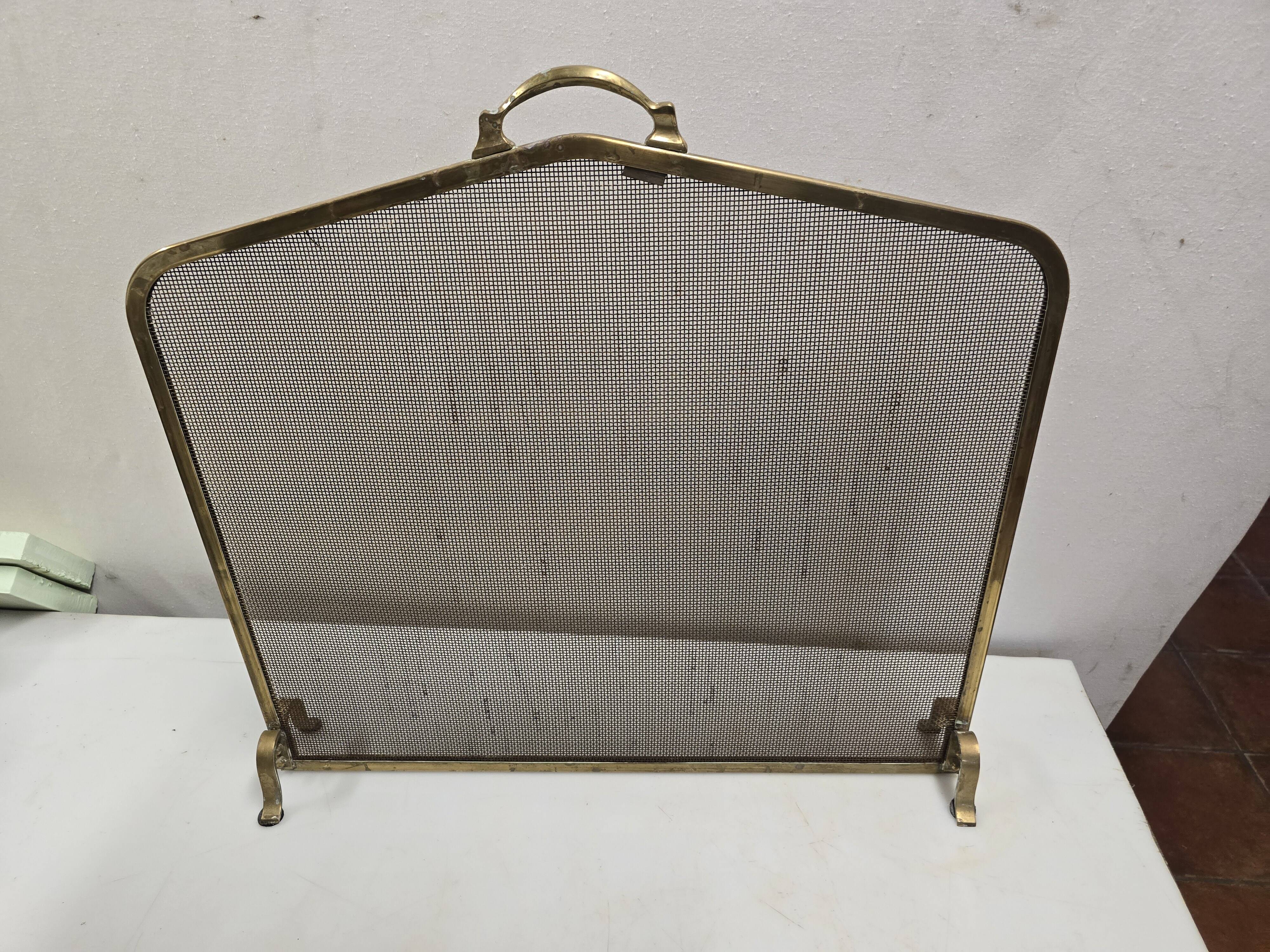 Brass fire screen