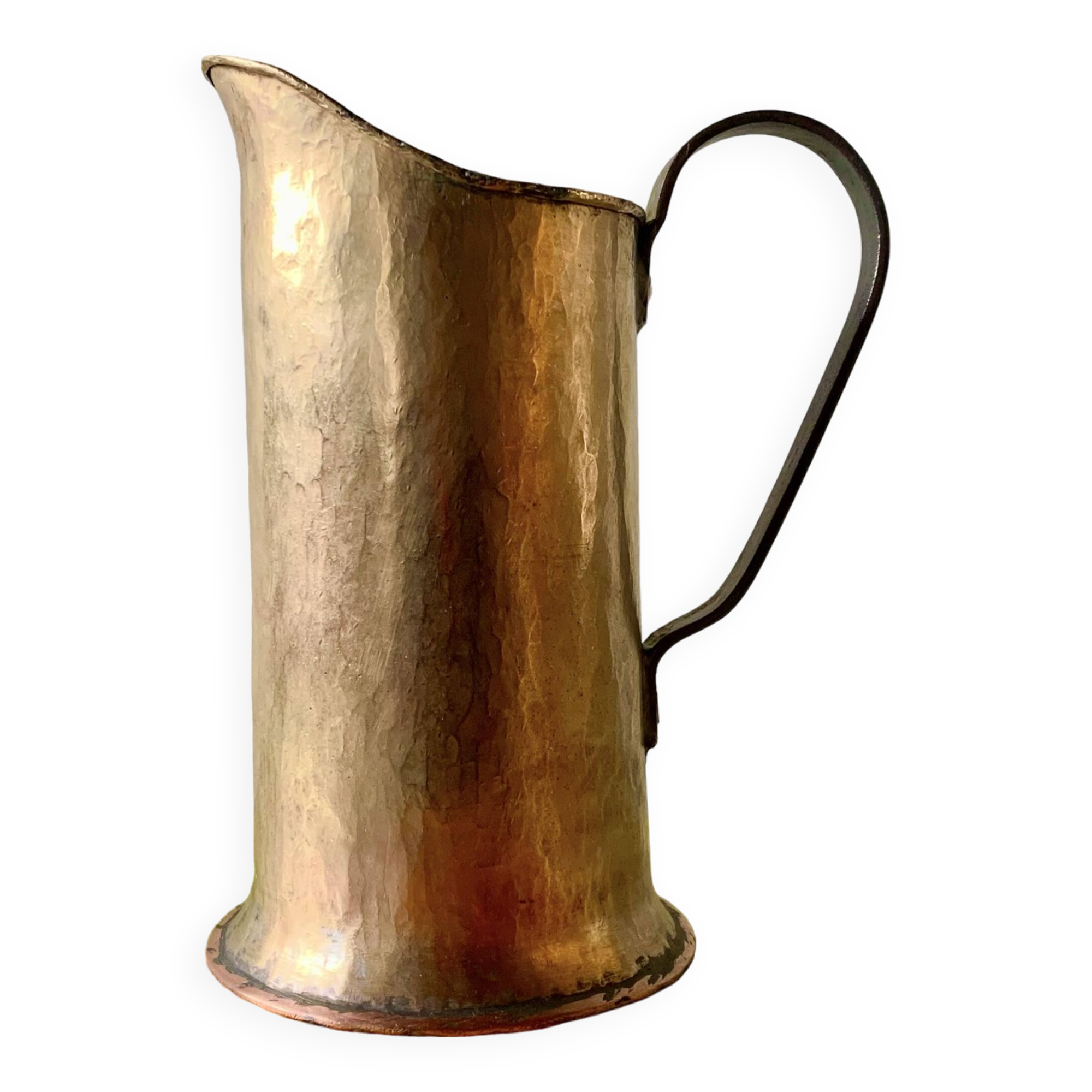 Old hammered copper water jug - artisanal work