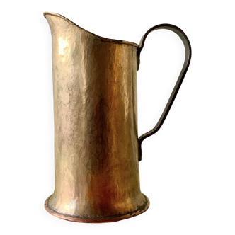 Old hammered copper water jug - artisanal work