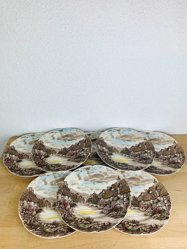 8 plates 1 dish Olde English Countryside Johnson Bros ironstone