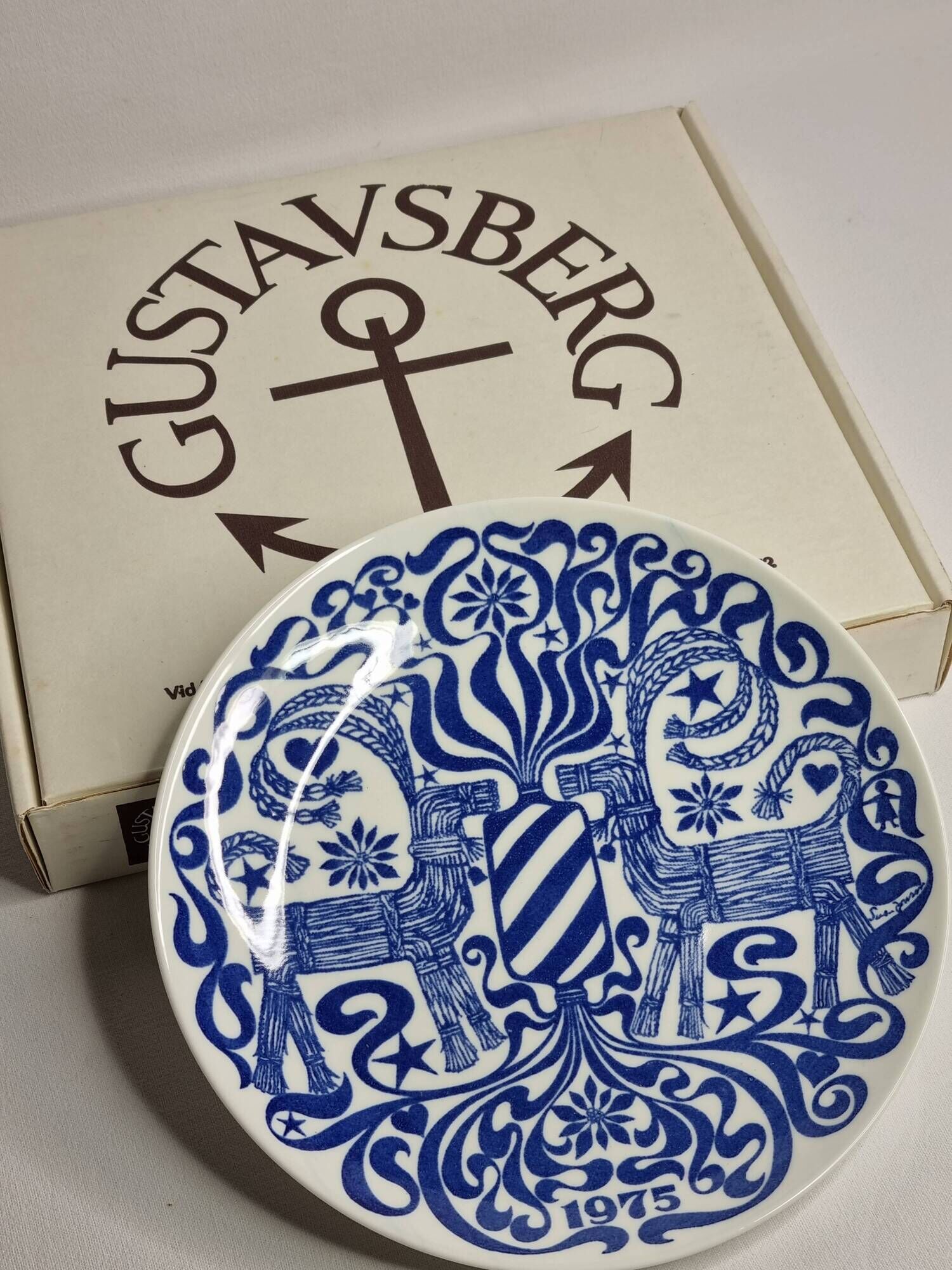 Gustavsberg decorative plate "jultallrik 5" 1975, design by sven jonson, limited edition, diameter