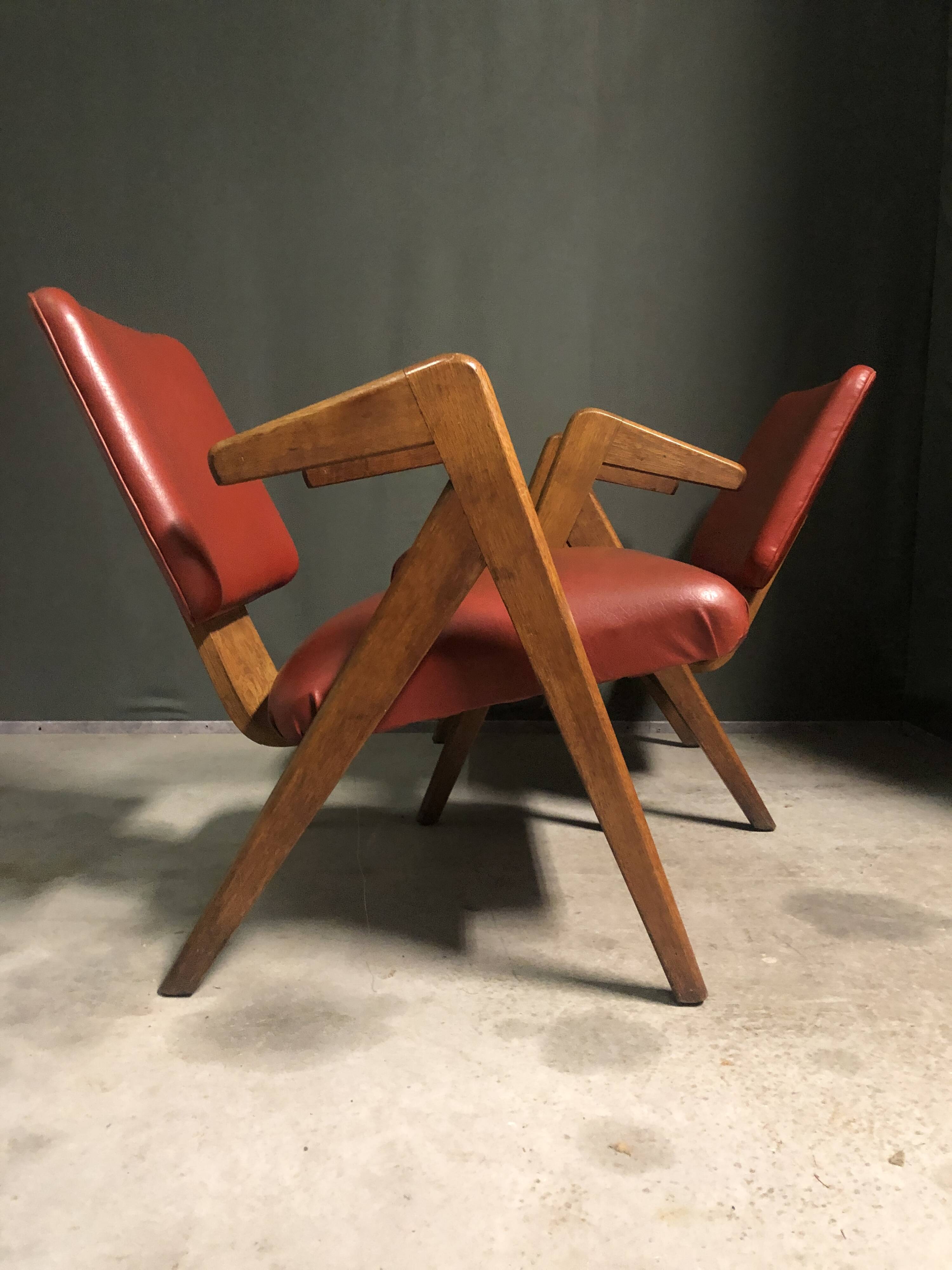 Pair of Hillestak armchairs designed in 1950s by Robin Day for Hille,