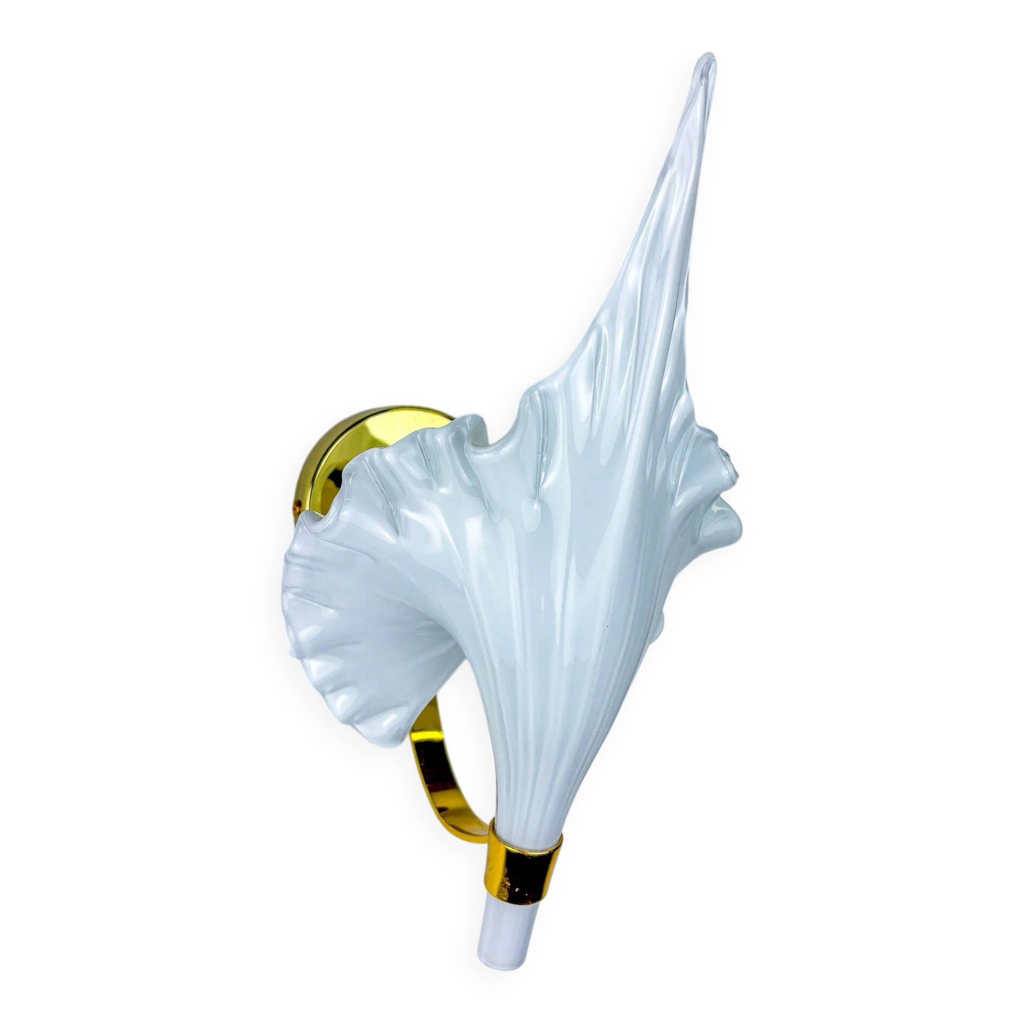 Italian "Calla Lily" leaf-shaped wall sconce, Murano glass & gilt brass, circa 1970s