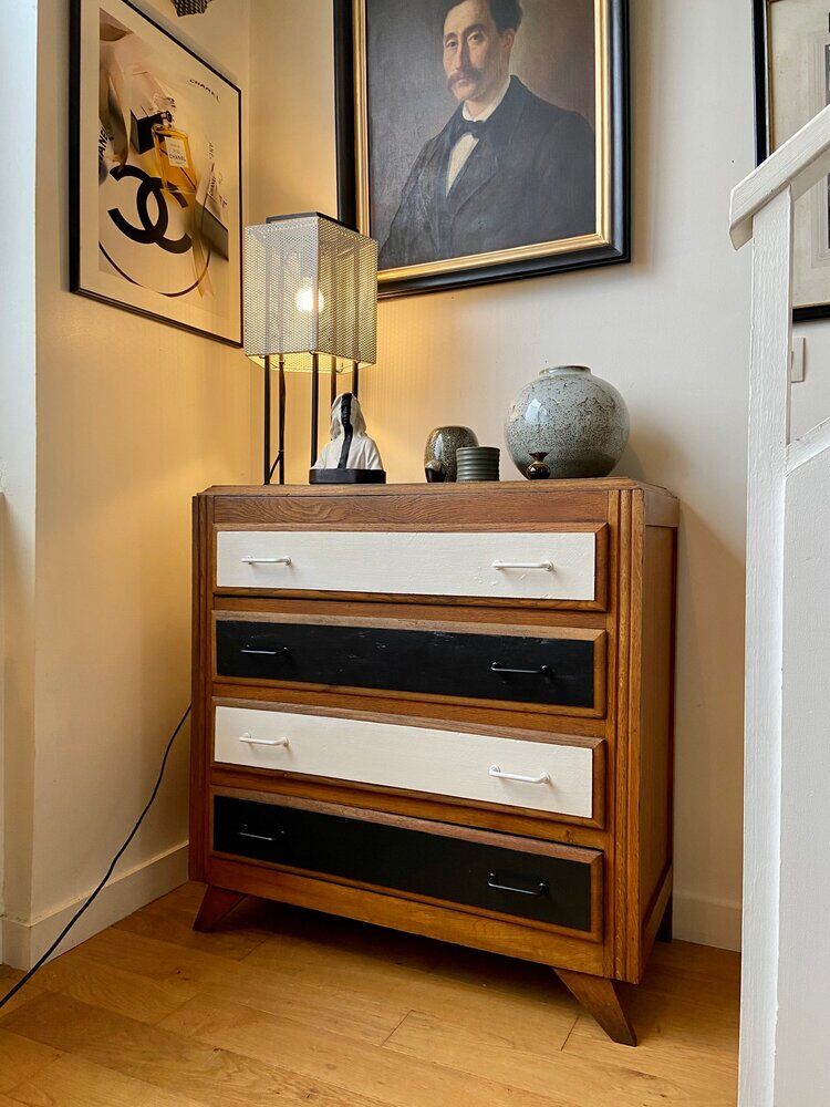 Wooden dresser 4 drawers