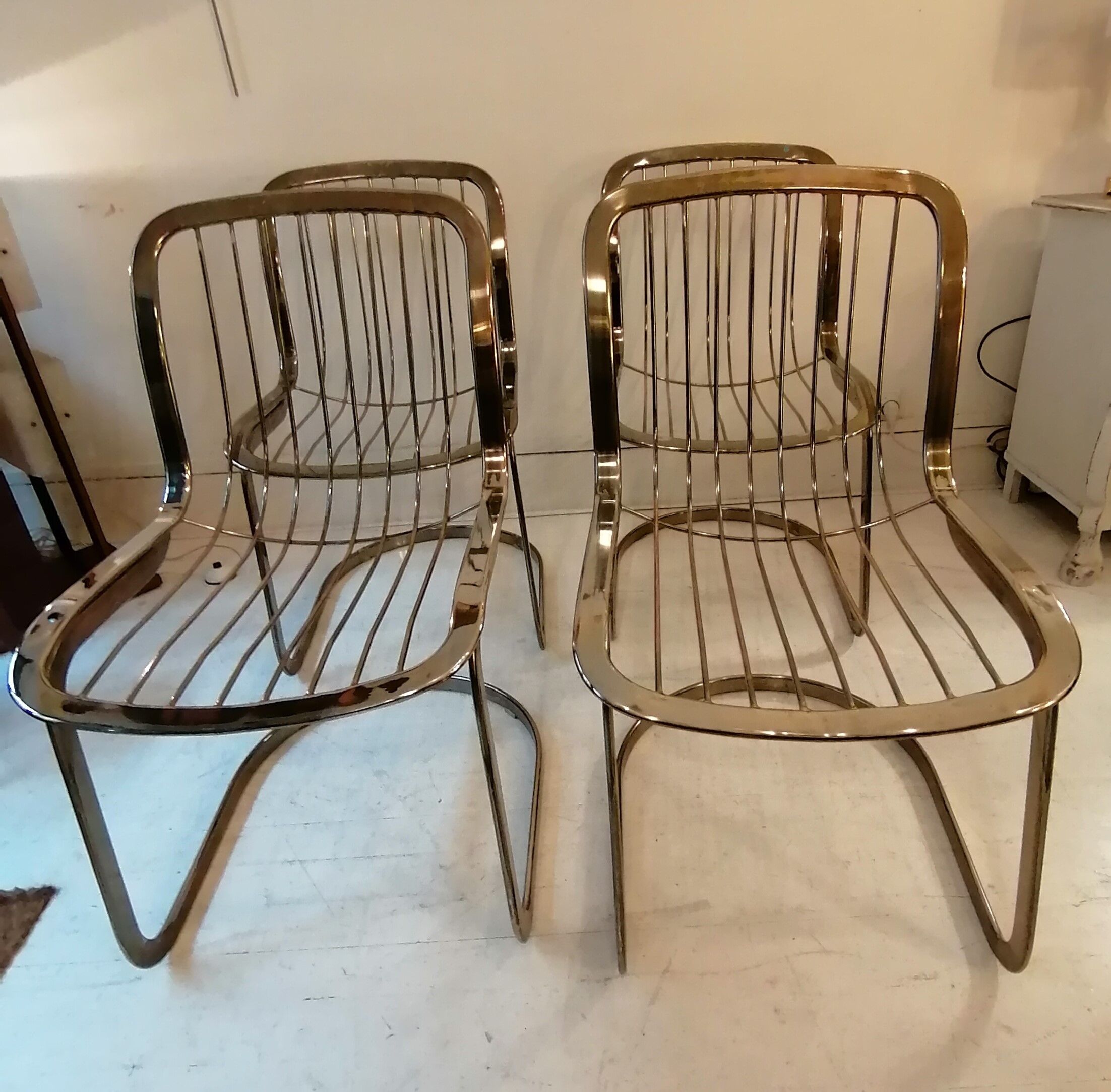 Set of 4 chairs