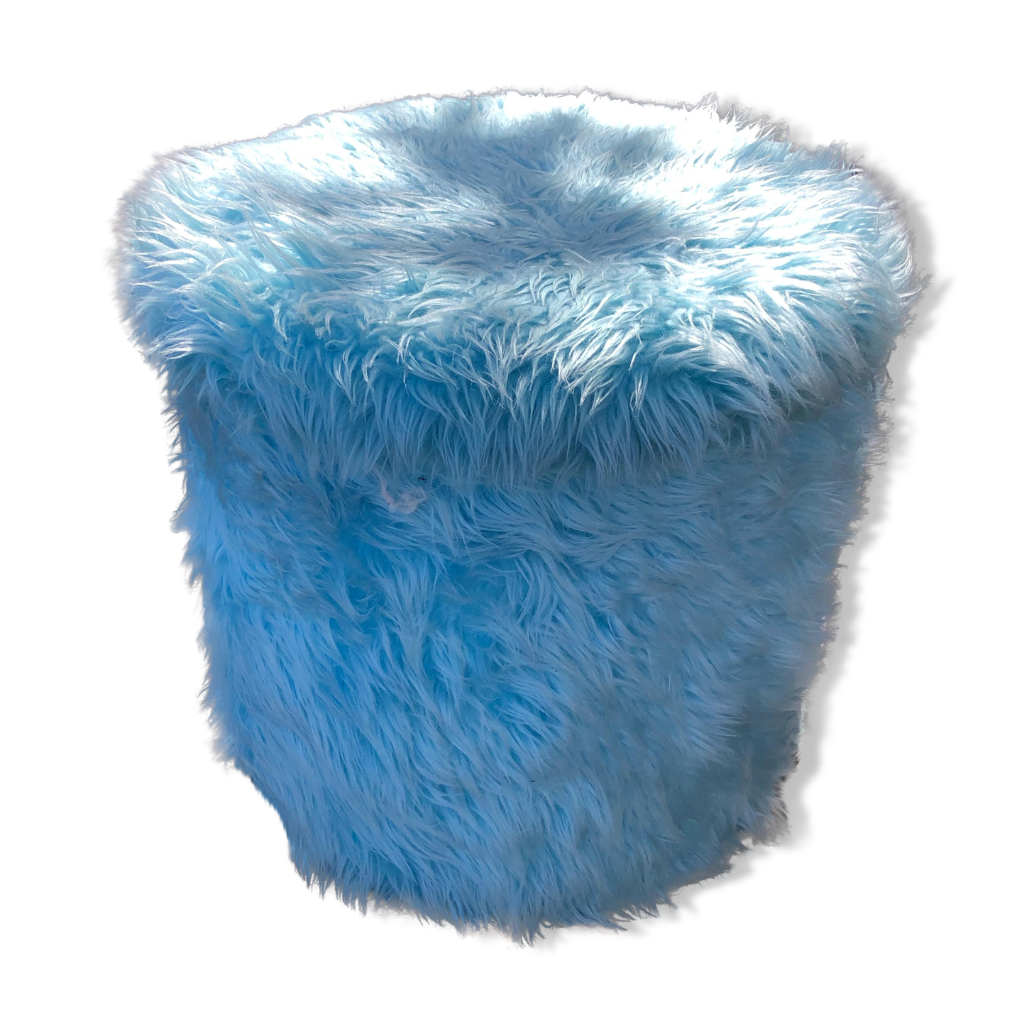 Pouf & vintage toy chest