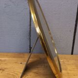 Oval frame