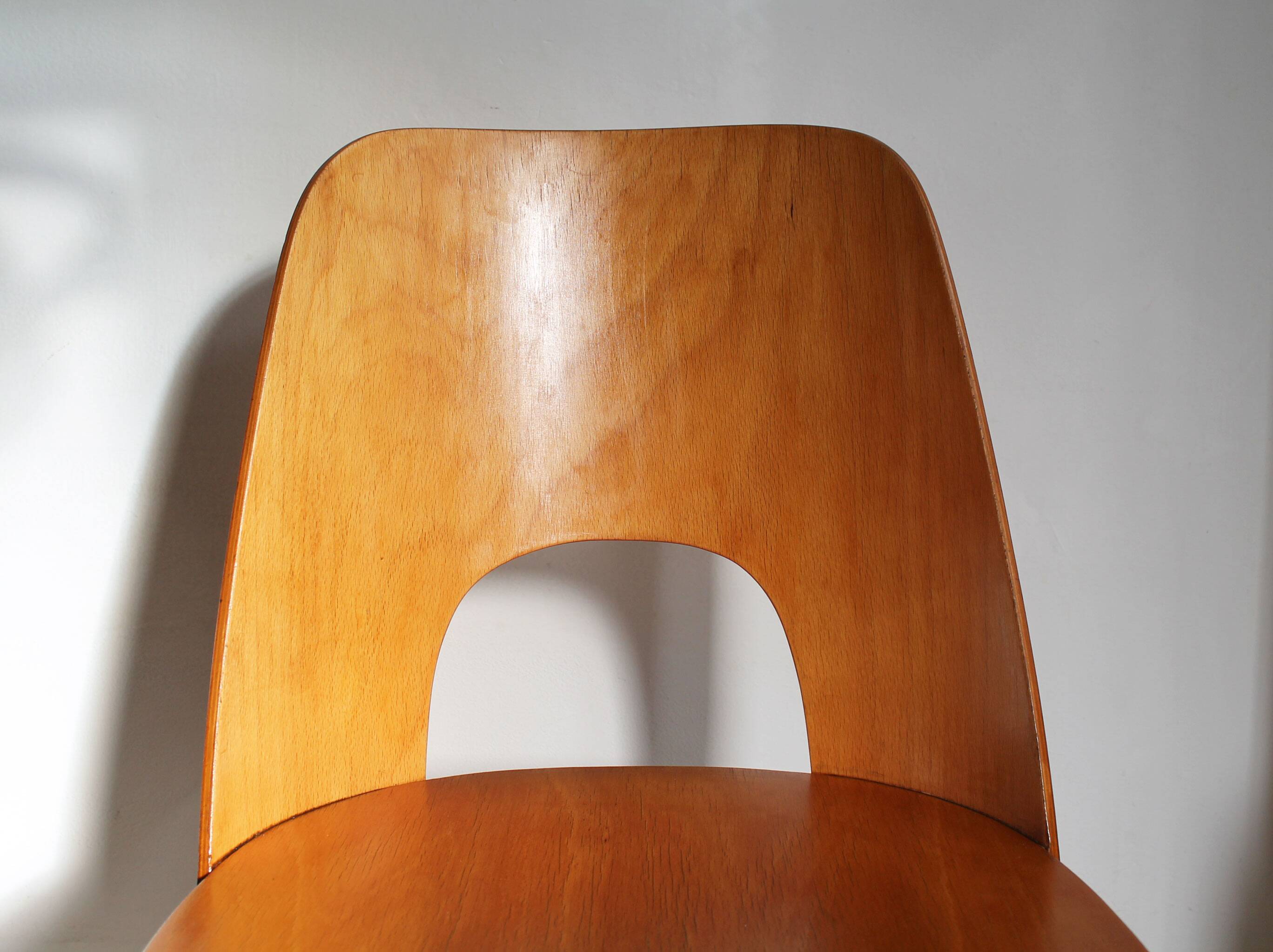 Paire de chaises de salle à manger du milieu du siècle n° 515 par Oswald Haerdtl pour la société TON