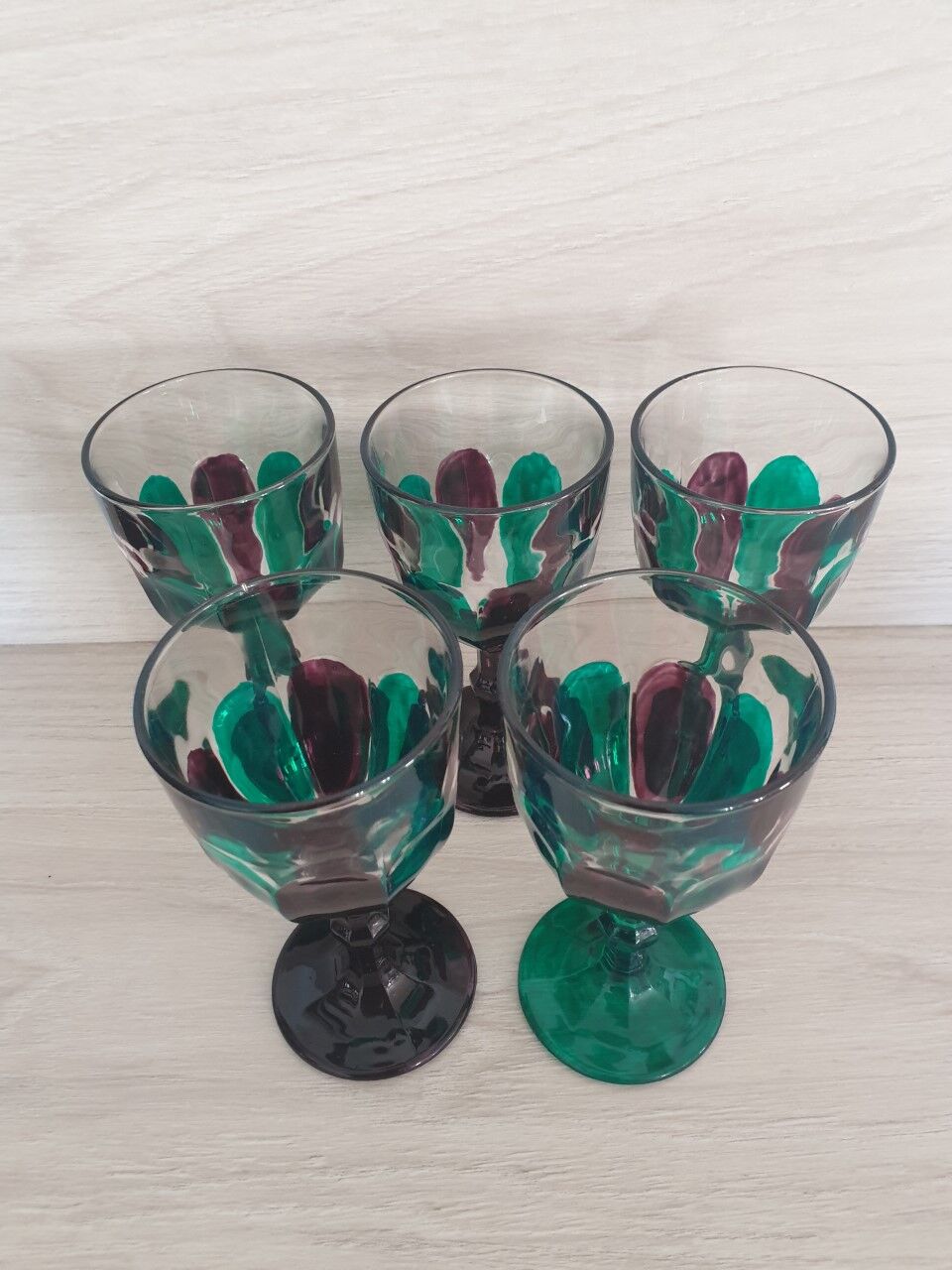 Wine glasses 80s