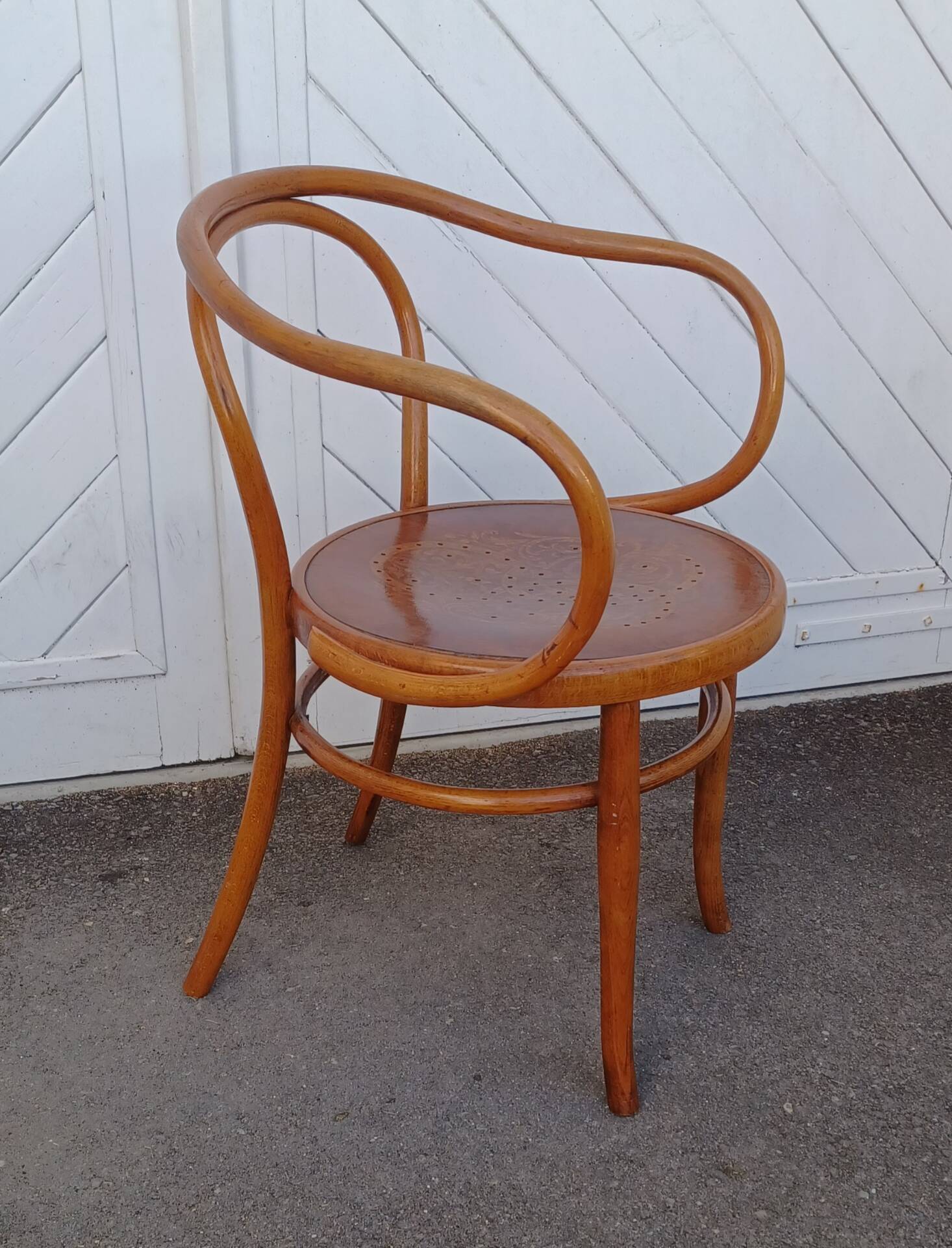 Bent beech armchair by Jacob & Josef Kohn, 1900s.