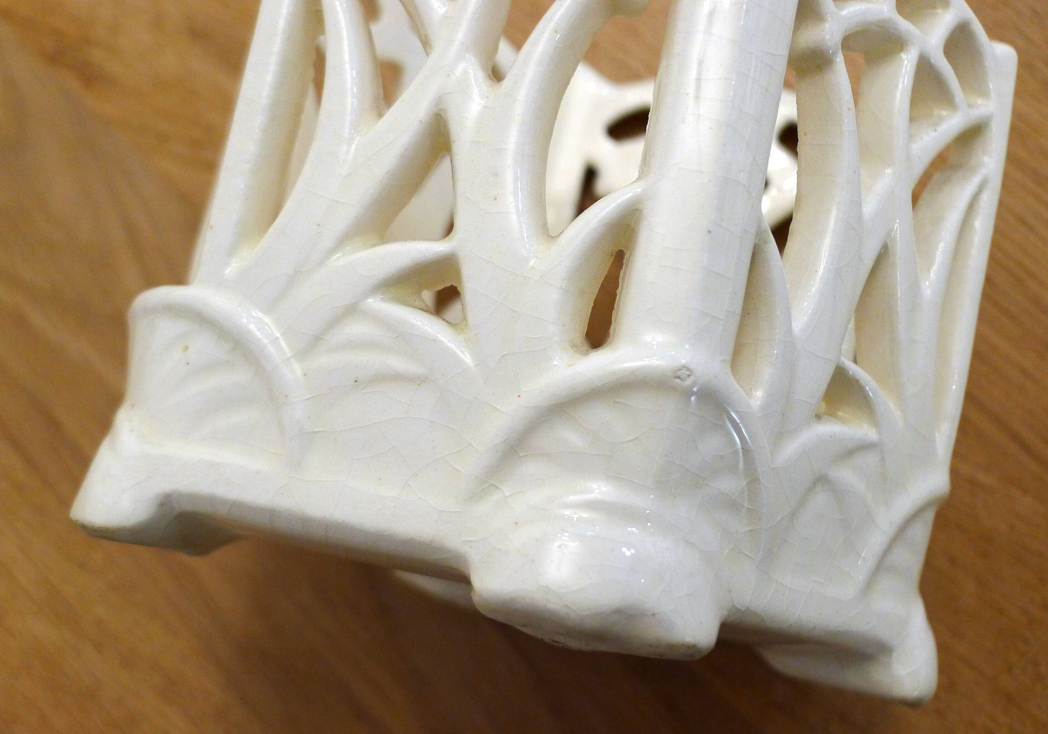 Openwork pot / letter holder in Art Nouveau ceramic