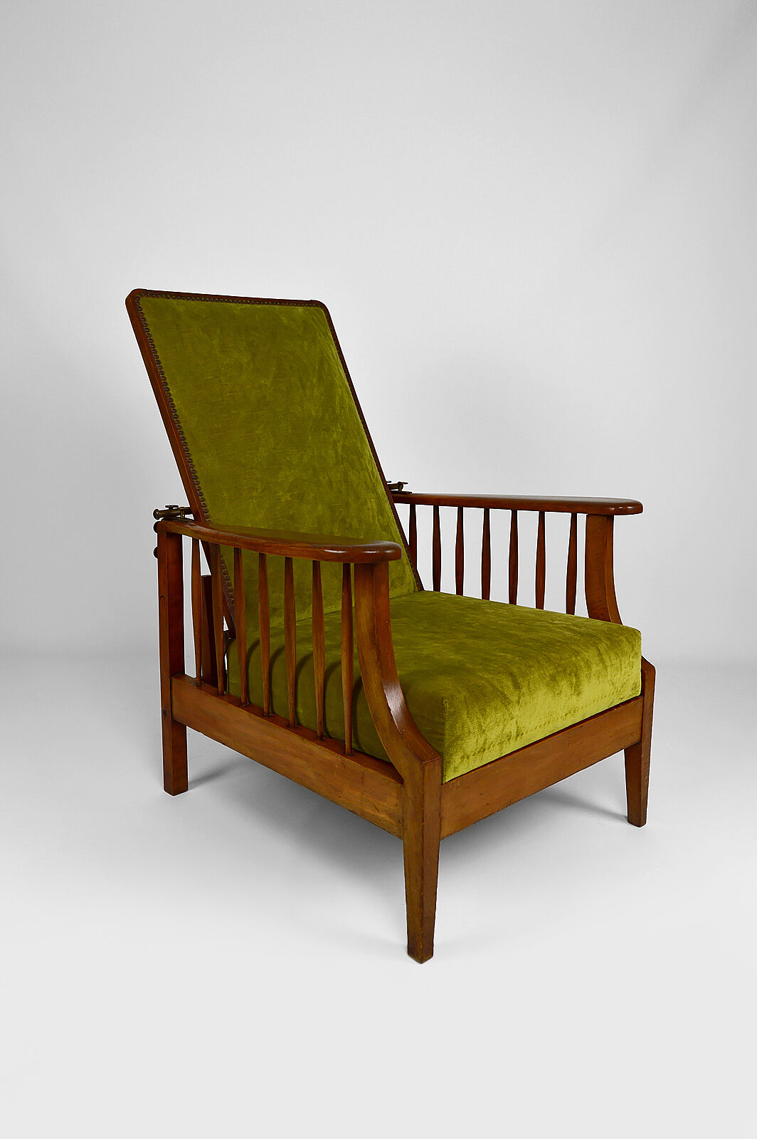 Morris armchair in beech and green velvet, United Kingdom, circa 1900