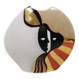 Vase with a motif, in an abstract style.