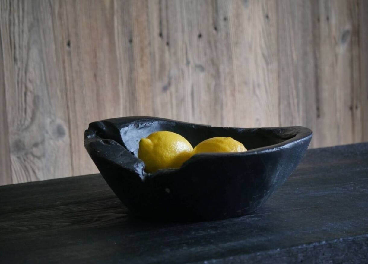 Bol, plat en bois brûlé wabi sabi