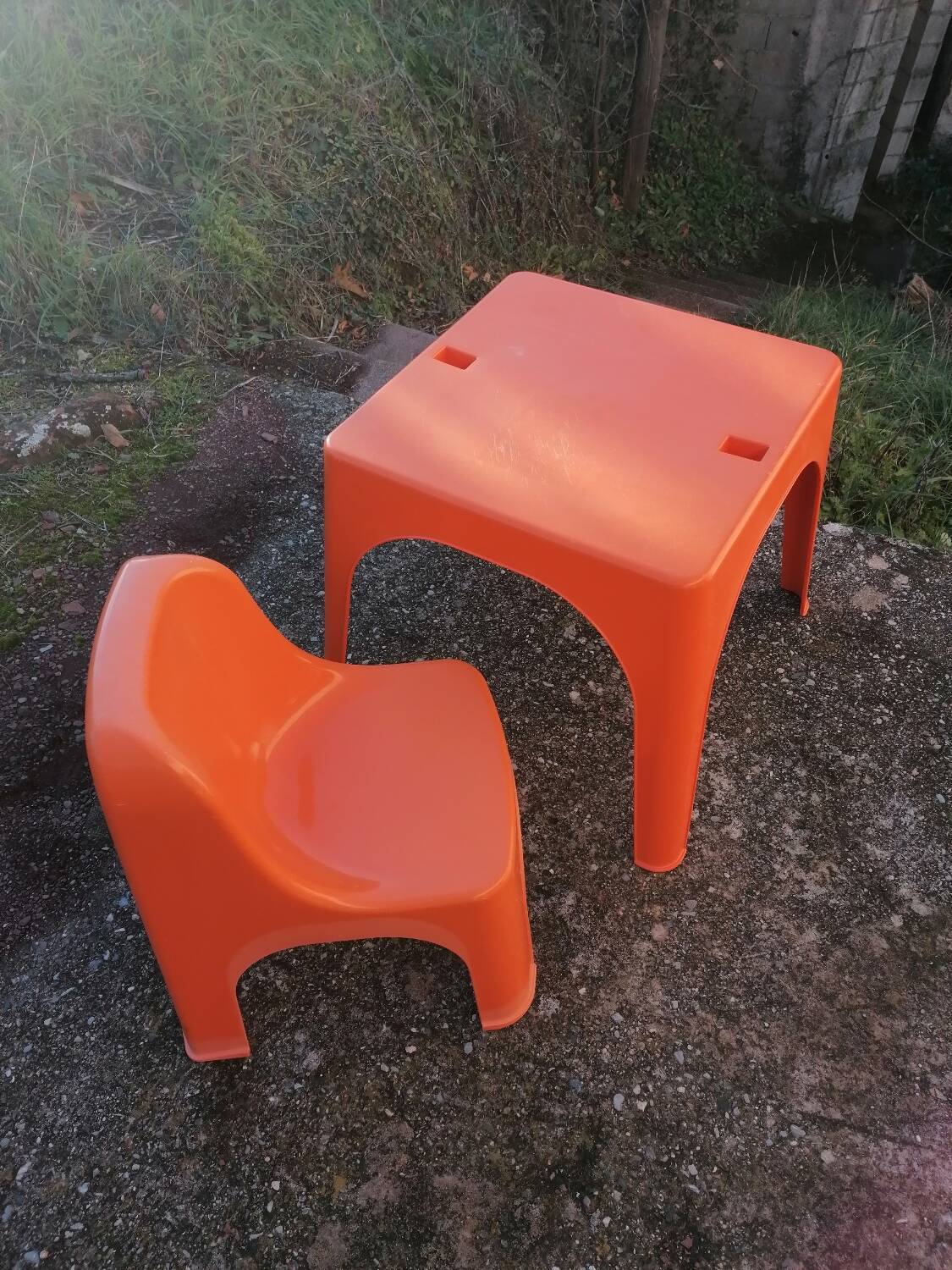 Children's orange table and chair set Progarden Italy