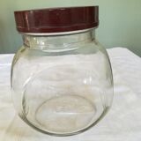 Grocery jar with Bakelite lid