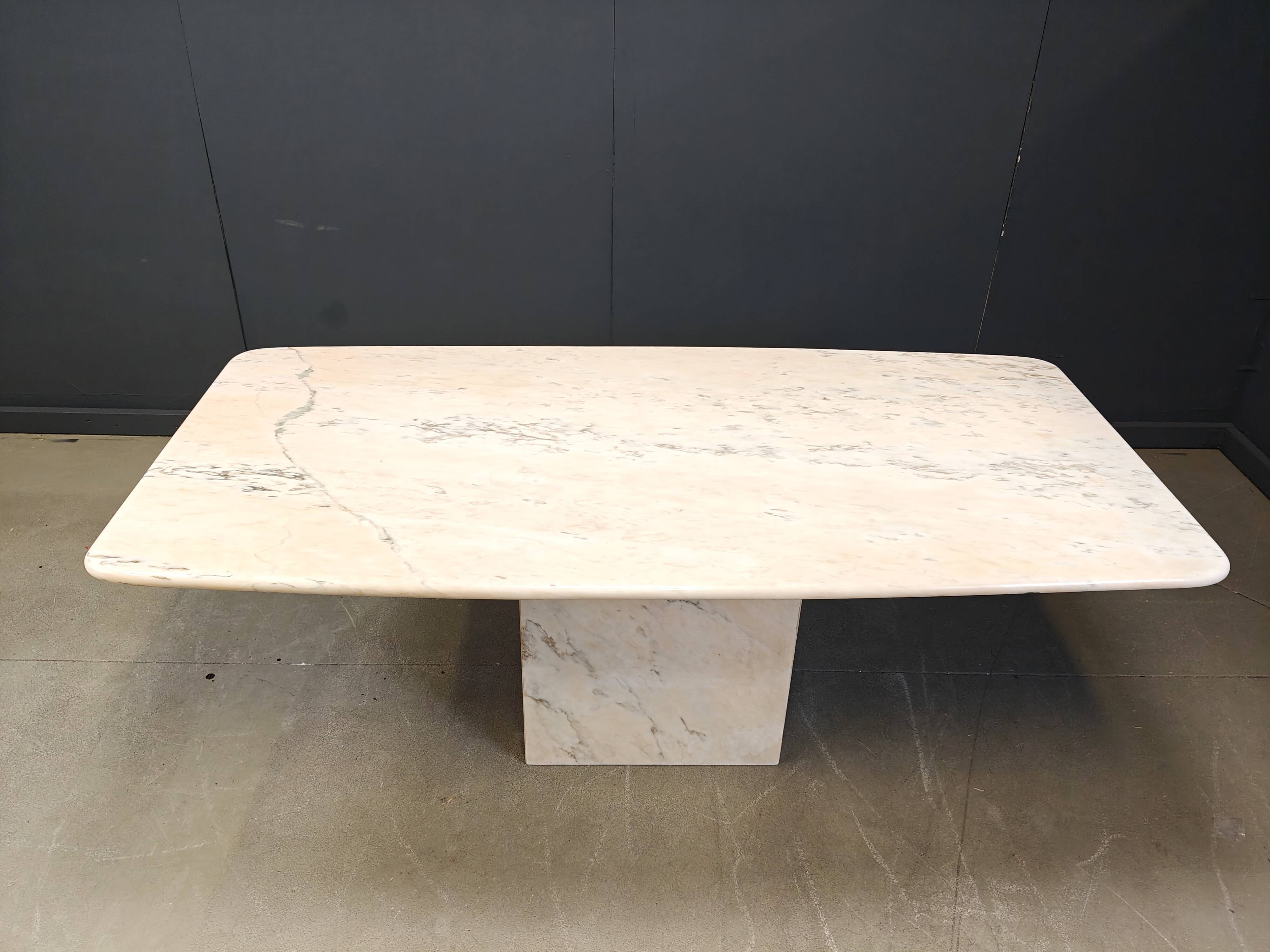 Table de salle à manger en marbre italien, années 1970