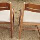 2 chaises scandinaves