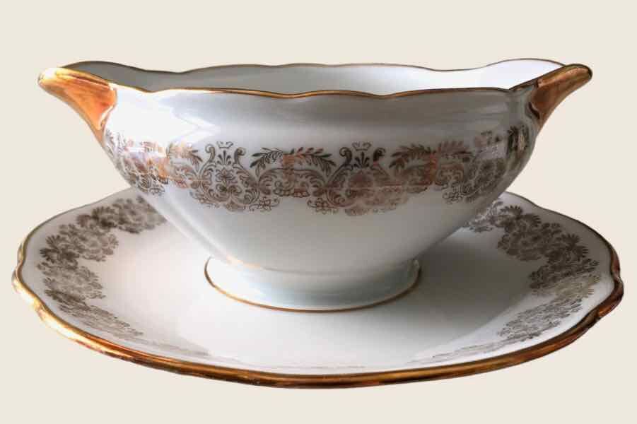 Porcelain service for 12 people