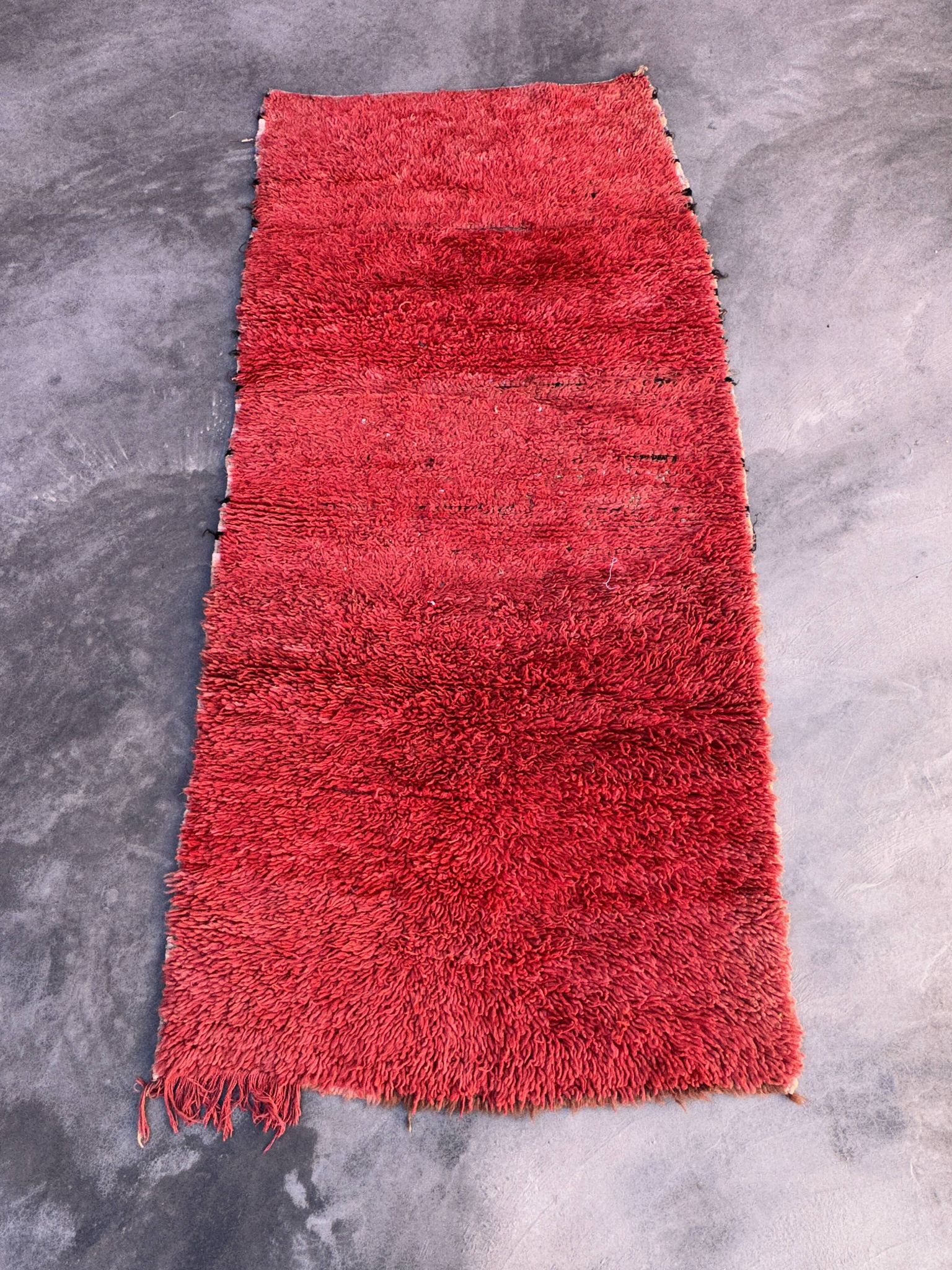 Tapis Marocain Beni M'Guild rouge - 213 x 103 cm