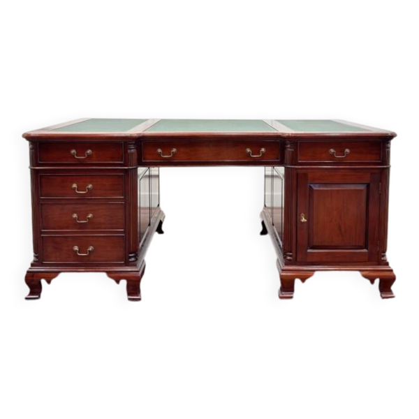 Bureau partenaire Chesterfield anglais classique