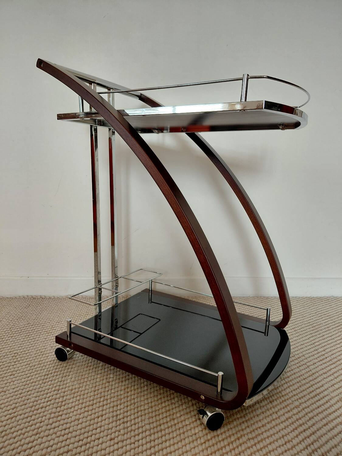 "Z-Shape" vintage 70s dessert table, Italian design: a real favourite.