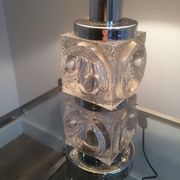 Paire de lampes en verre et chrome. Vers 1970