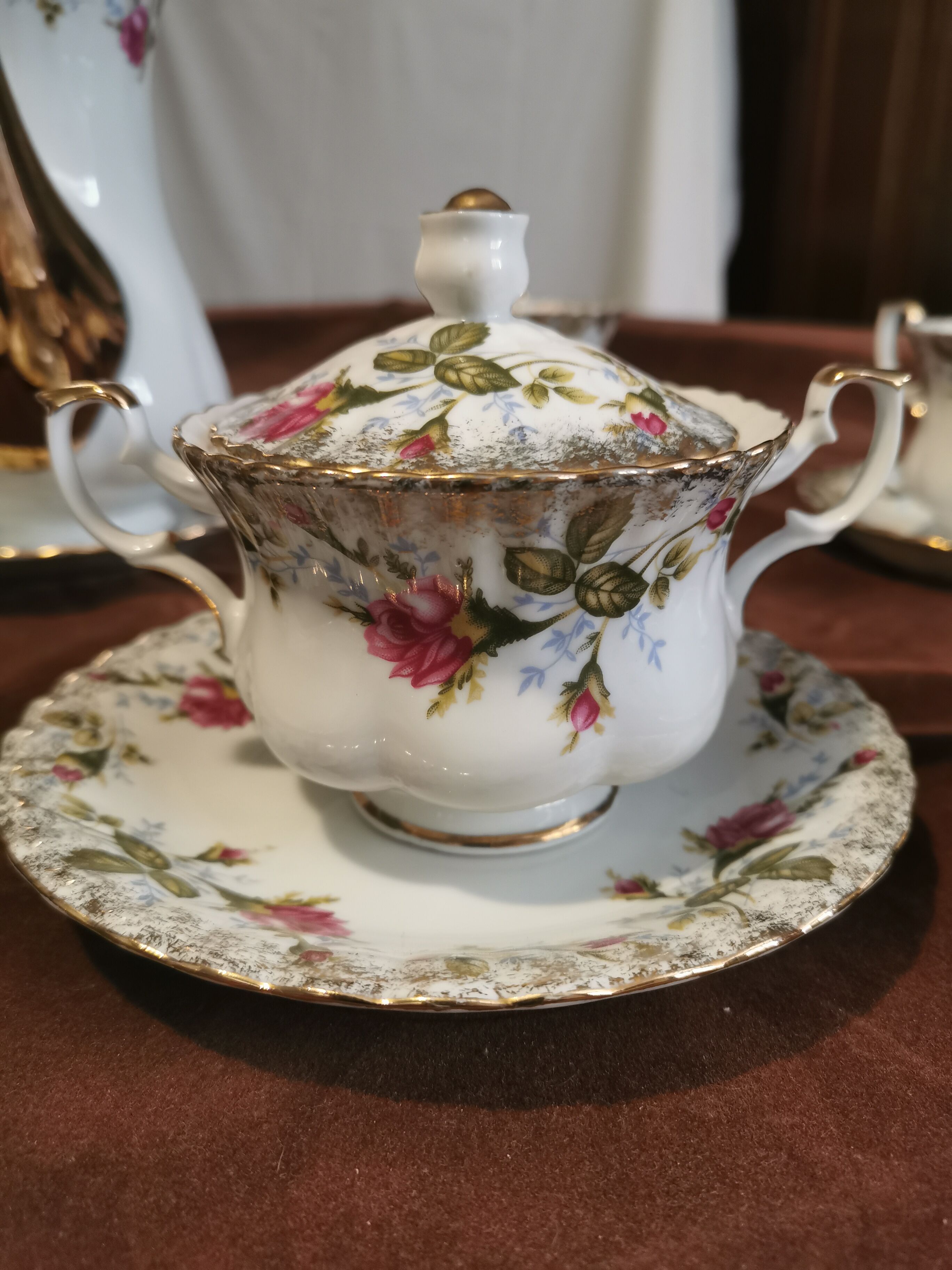 Vintage tea set in chodziez porcelain
